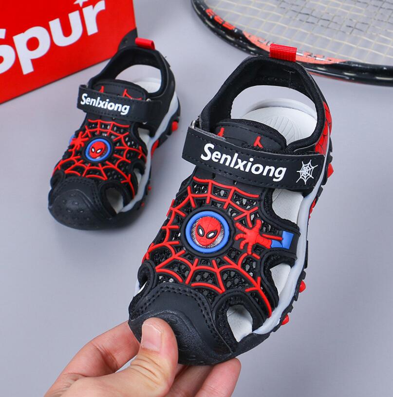 Kid's Closed Toe Shoes